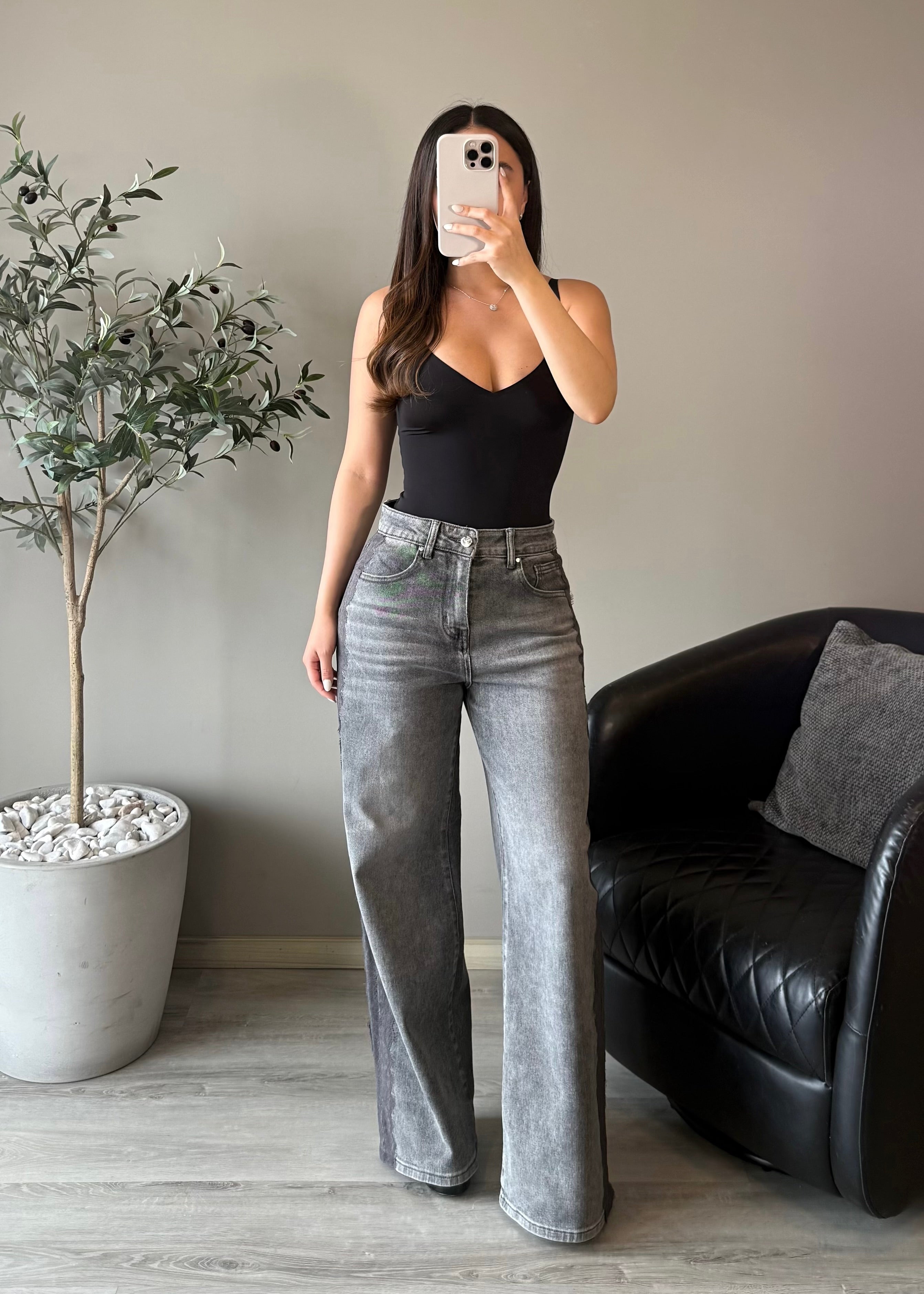Grey jeans con encaje