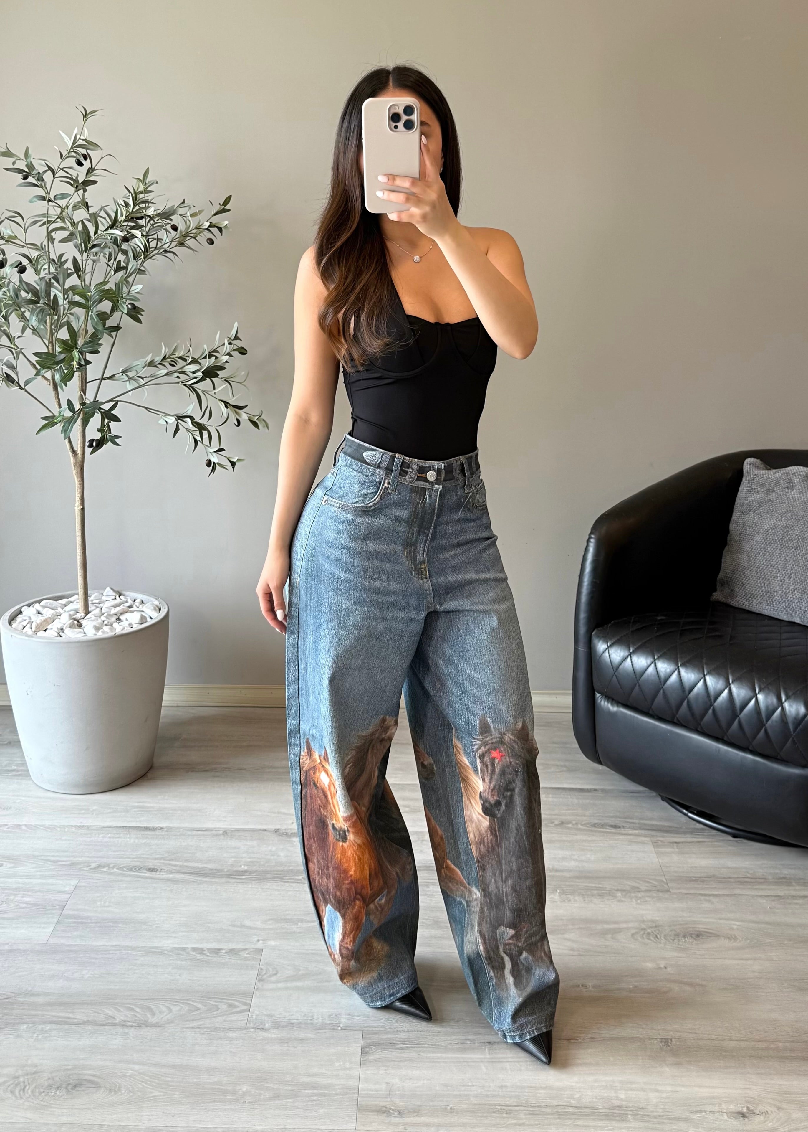 Howdy Jeans