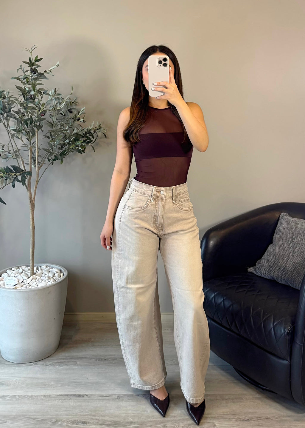 Ecru Jeans
