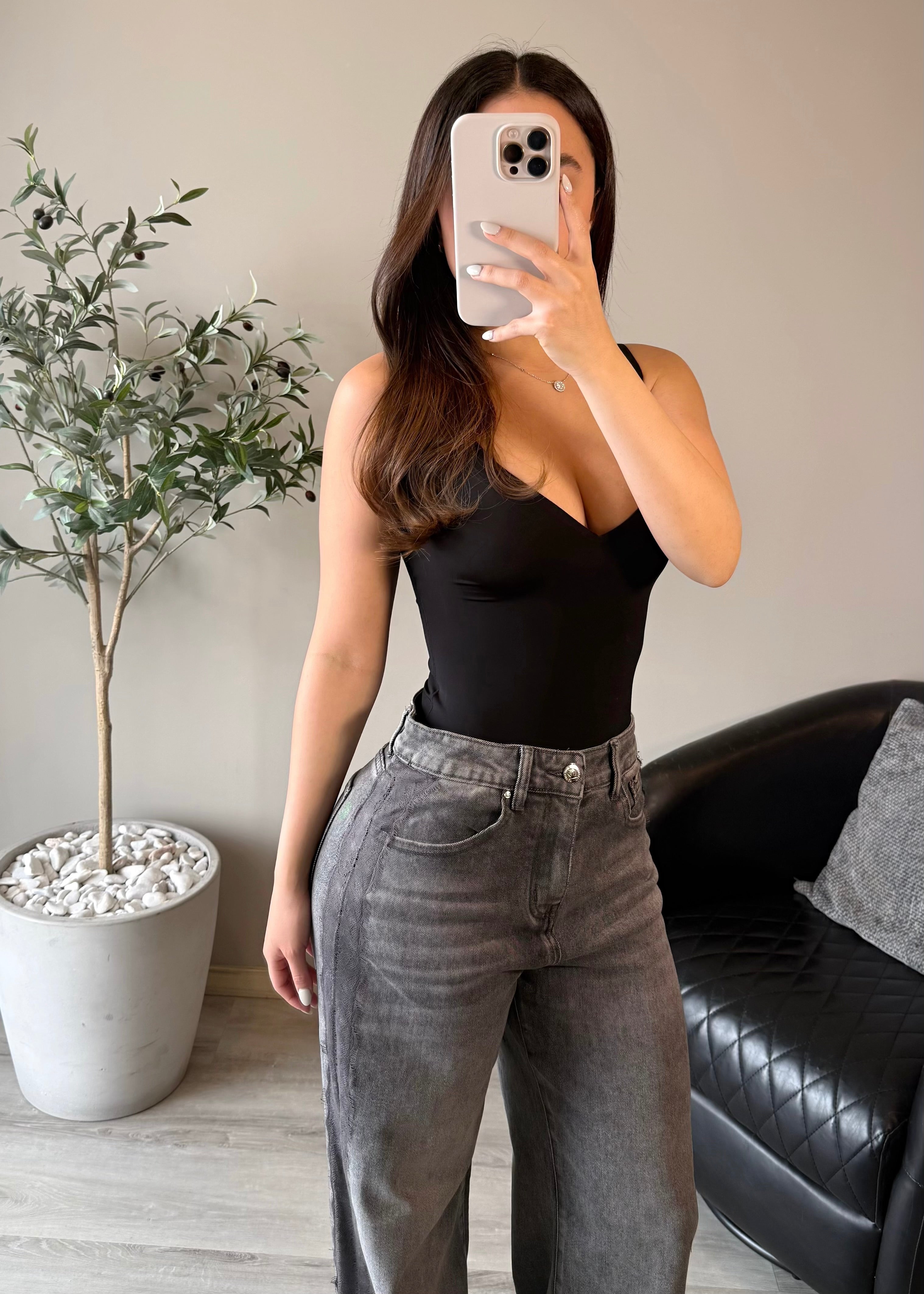 Grey jeans con encaje
