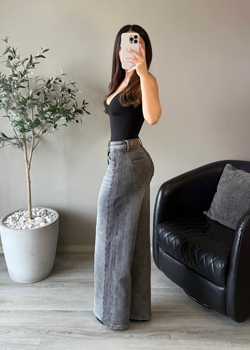 Grey jeans con encaje