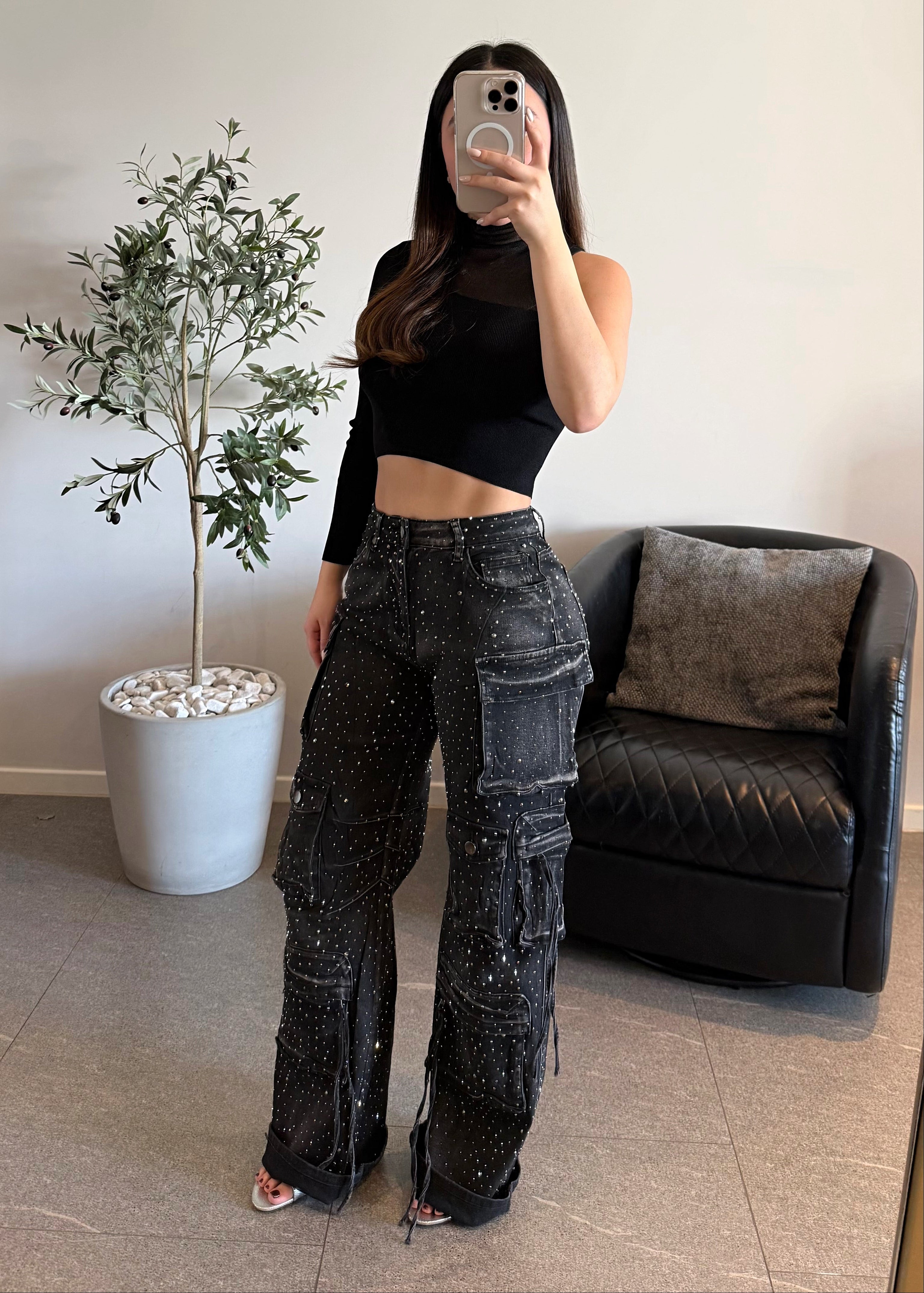 Jeans cargo de piedras