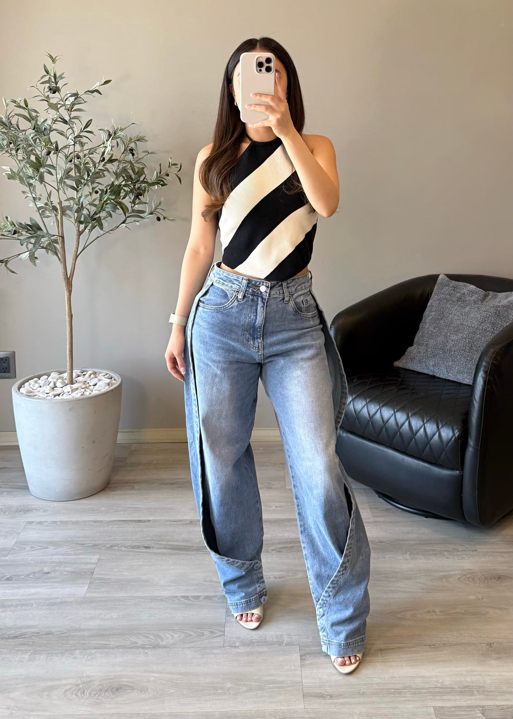 Crossed Jeans