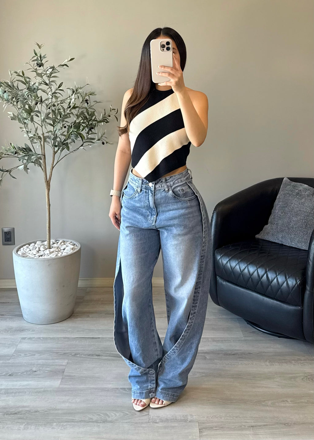 Crossed Jeans